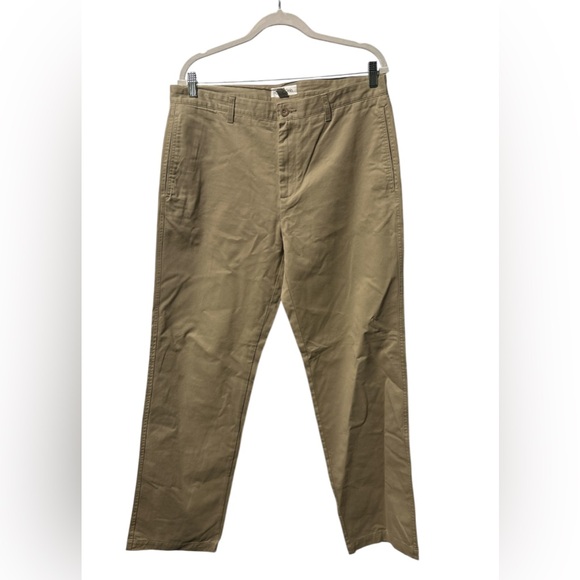 CALVIN KLEIN Khakis Men's Utility Chino Pants Size 34W 32L (945) - Picture 1 of 3